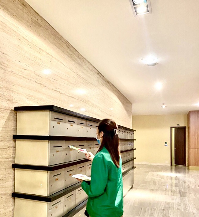 Khuyến mãi đặc biệt cho cư dân Ciputra: Giặt áo khoác gió chỉ với 100k