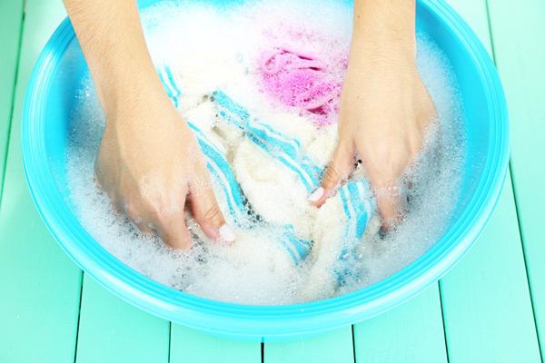 Nước giặt có giặt tay được không, liệu có sạch và an toàn? Nước giặt có giặt tay được không, liệu có sạch và an toàn?