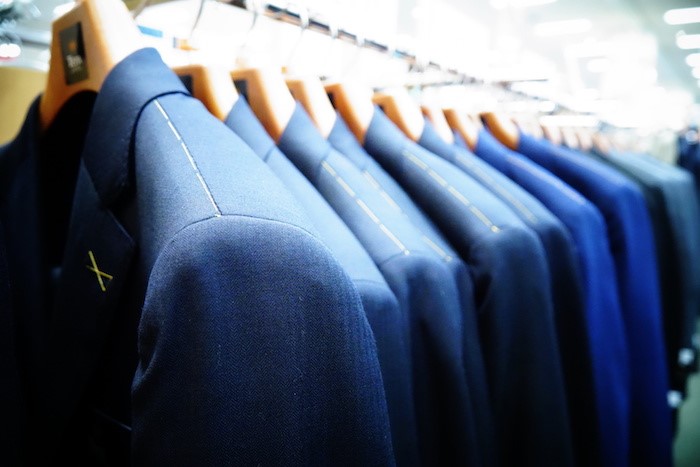 Cách sử dụng quần áo thiết kế riêng Cách sử dụng quần áo thiết kế riêng