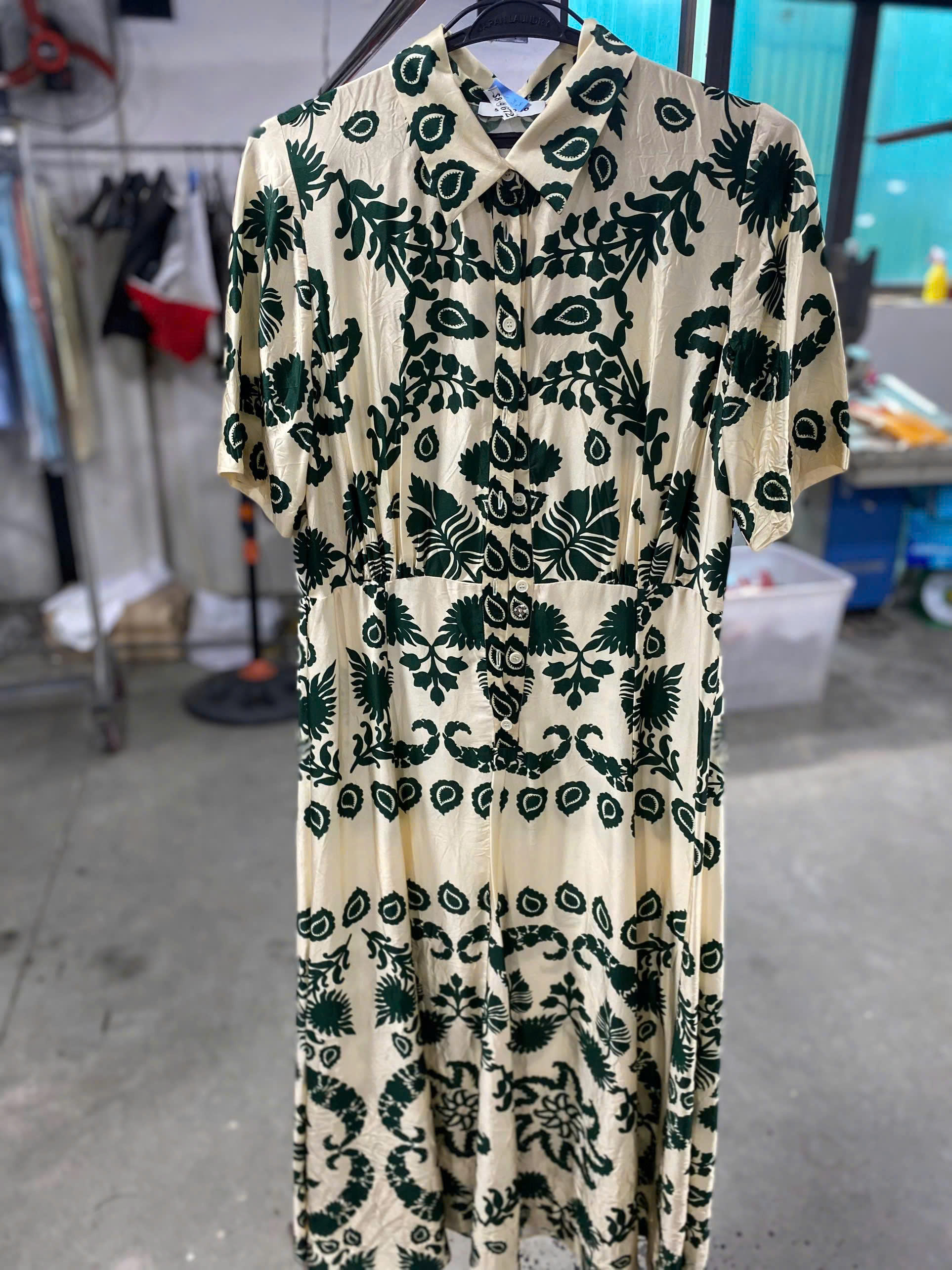 Cùng Japan Laundry tìm hiểu xem những trang phục nào dễ phai màu và cách bảo quản nhé Cùng Japan Laundry tìm hiểu xem những trang phục nào dễ phai màu và cách bảo quản nhé